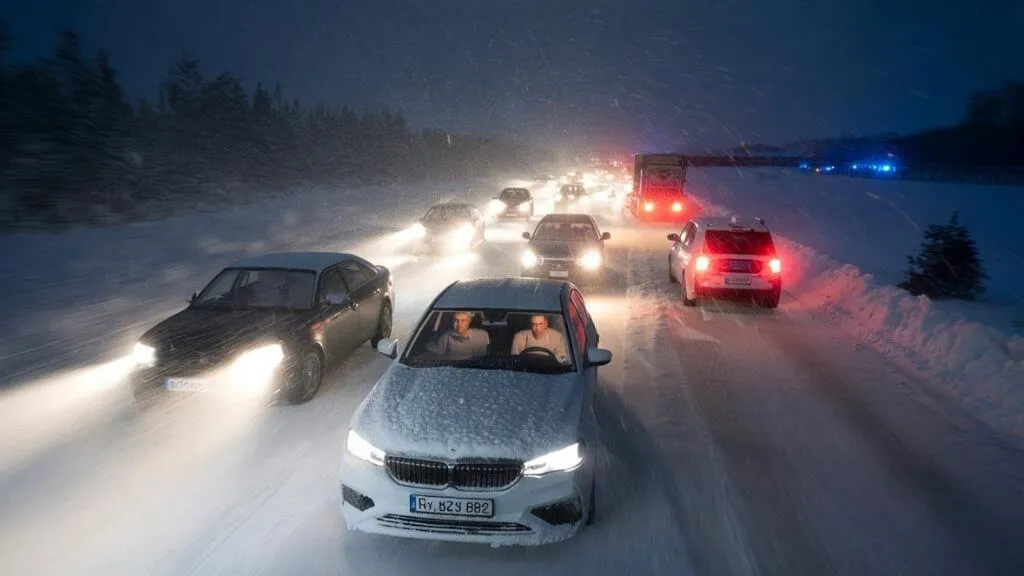 Forecasters Issue Urgent Warning as Heavy Snow Set to Intensify Overnight